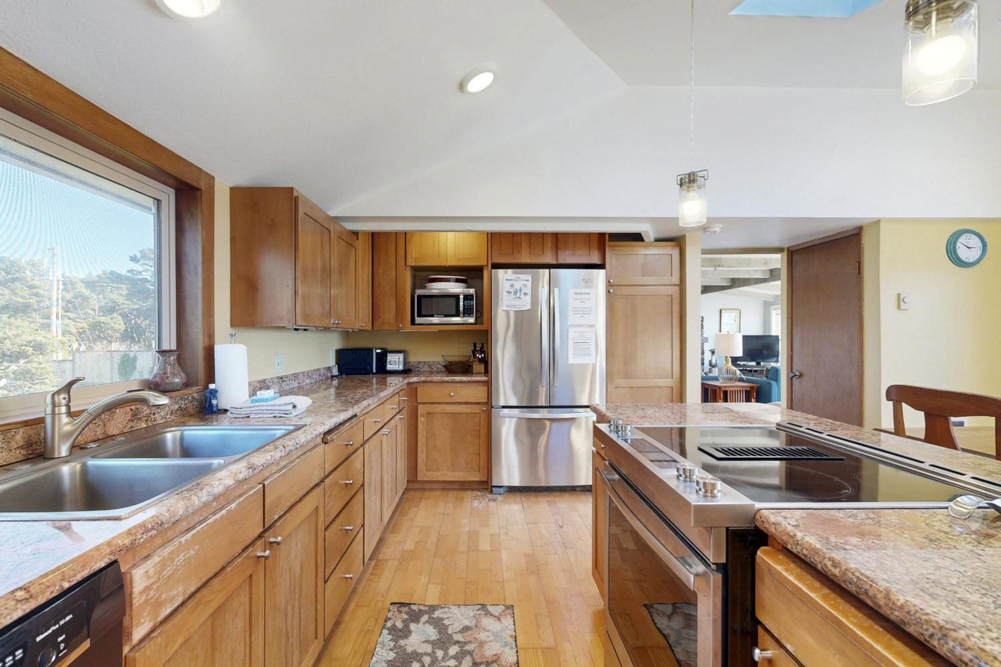 Seadrifter Oceanfront Beach House Seal Rock Exterior photo