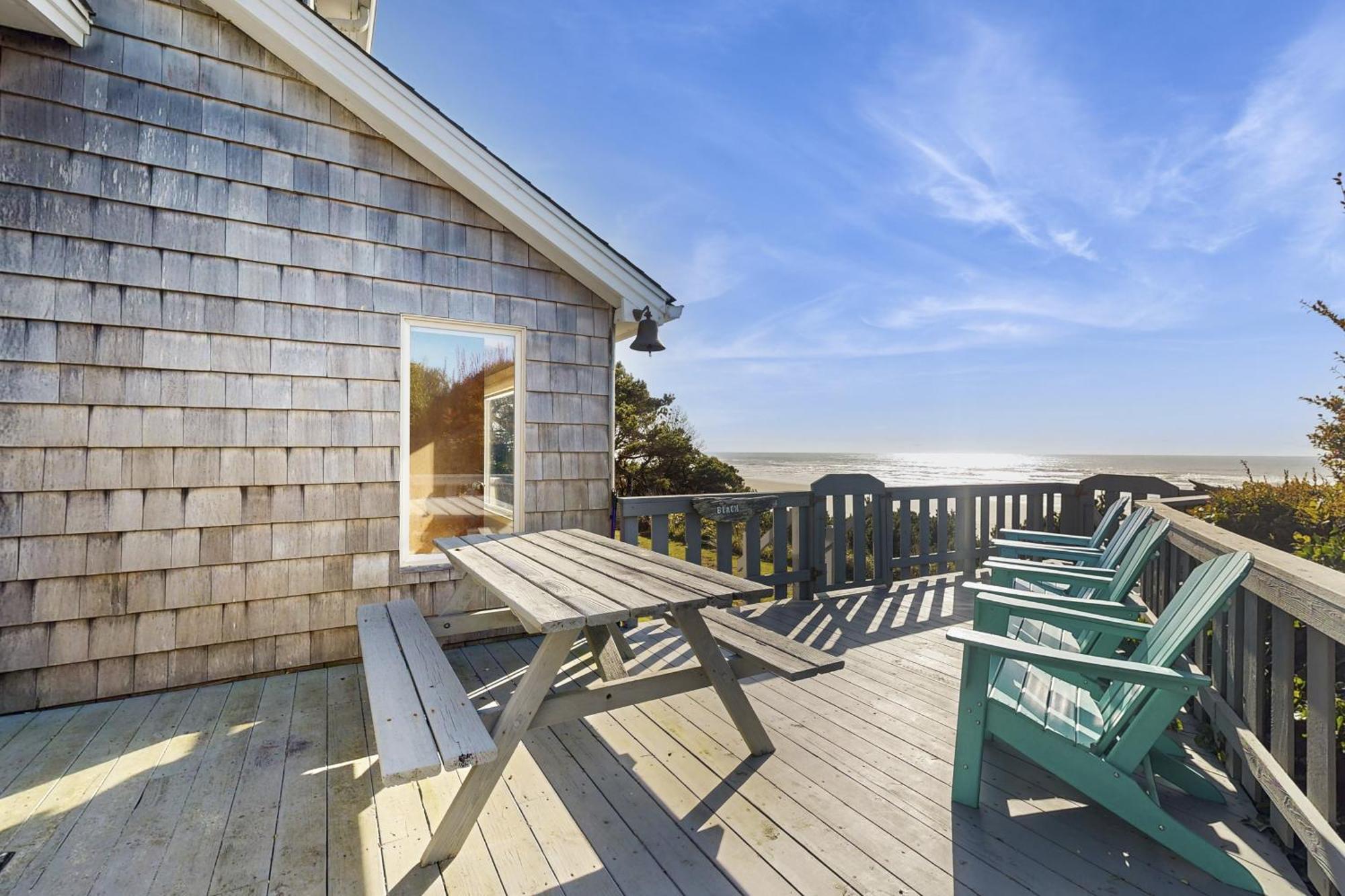 Seadrifter Oceanfront Beach House Seal Rock Exterior photo